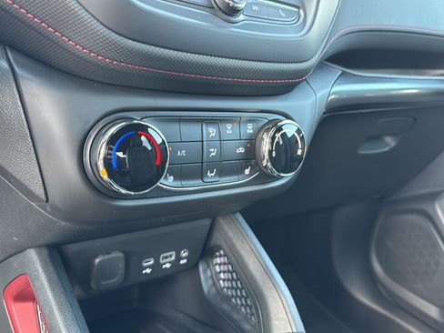 Used 2023 Chevrolet TrailBlazer RS image 23