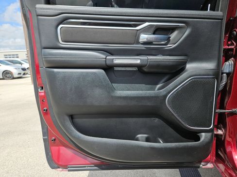 Used 2019 RAM 1500 Laramie w/ Sport Appearance Package AWD/4WD image 15