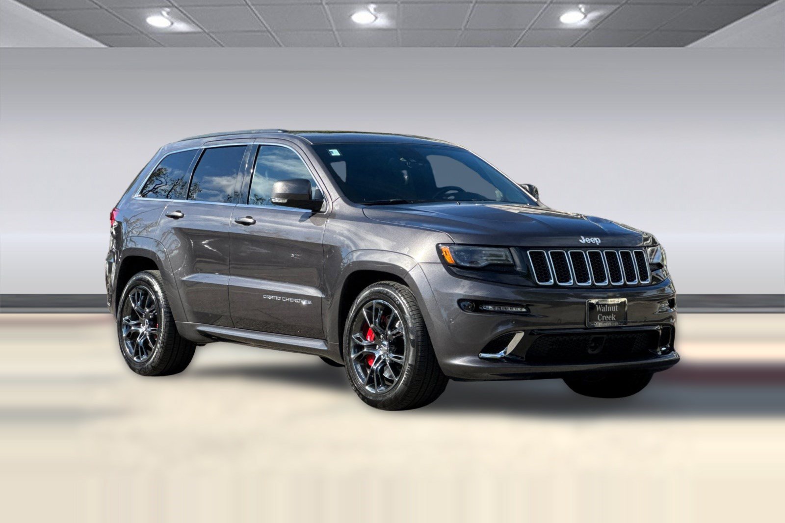 Used 2015 Jeep Grand Cherokee SRT w/ Trailer Tow Group IV AWD/4WD image 7