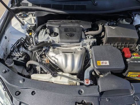 Used 2017 Toyota Camry SE image 31