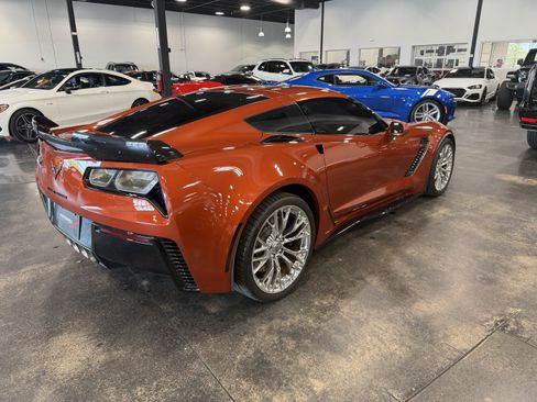 Used 2016 Chevrolet Corvette Z06 w/ 3LZ Preferred Equipment Group RWD image 7