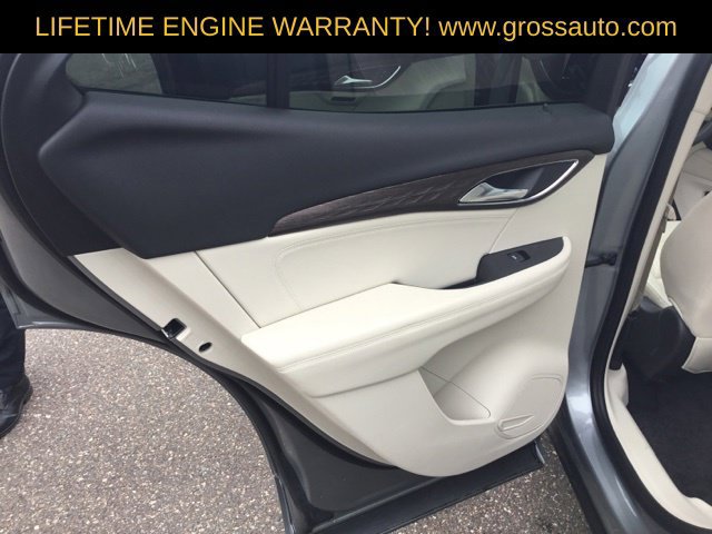 Used 2023 Buick Envision Avenir AWD/4WD image 27