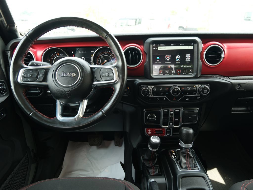 Used 2023 Jeep Gladiator Rubicon w/ Cold Weather Group AWD/4WD image 28