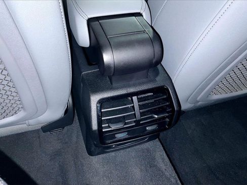 Used 2025 Audi Q3 2.0T Premium w/ Convenience Package image 10