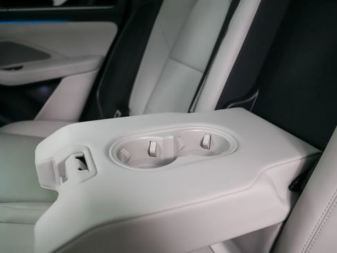 New 2026 Porsche Macan 4 Electric image 19