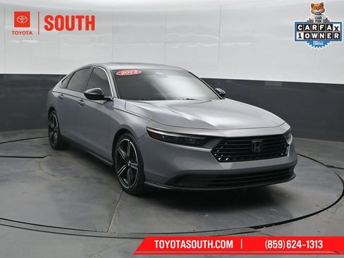 Used 2023 Honda Accord Sport image 4