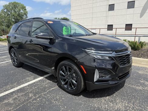 Used 2022 Chevrolet Equinox RS w/ RS Leather Package AWD/4WD image 22