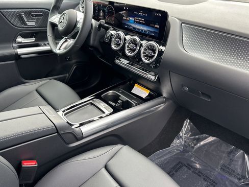 New 2026 Mercedes-Benz GLA 250 250 image 16