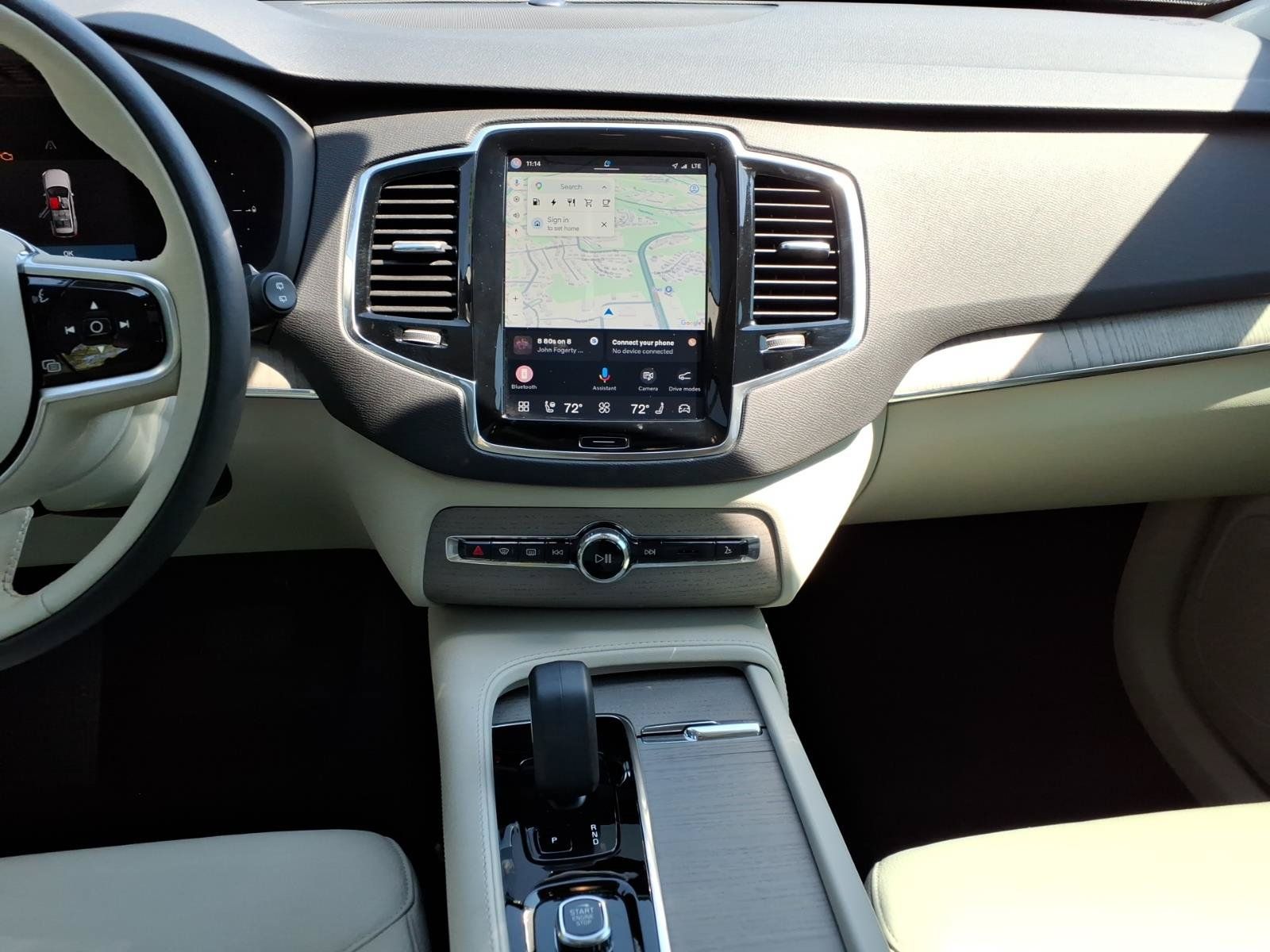 Certified 2025 Volvo XC90 T8 Plus w/ Protection Package AWD/4WD image 13
