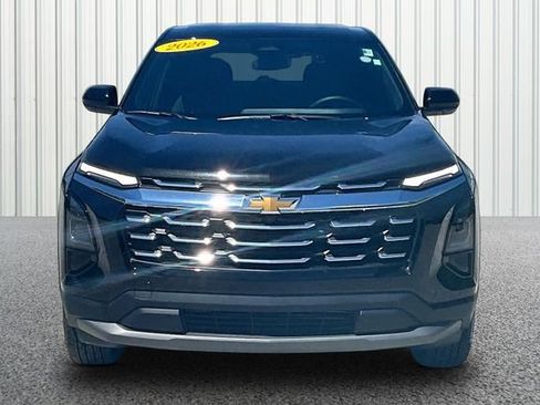 Used 2026 Chevrolet Equinox LT FWD image 3