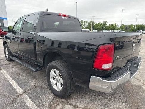 Used 2022 RAM 1500 Classic SLT w/ Electronics Convenience Group AWD/4WD image 4