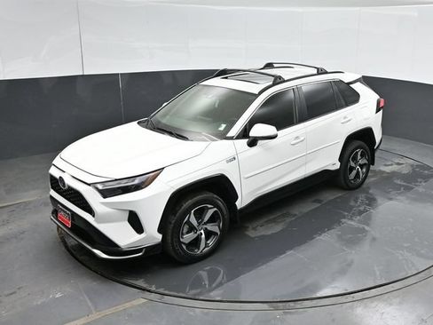 Used 2024 Toyota RAV4 SE w/ Weather & Moonroof Package AWD/4WD image 53
