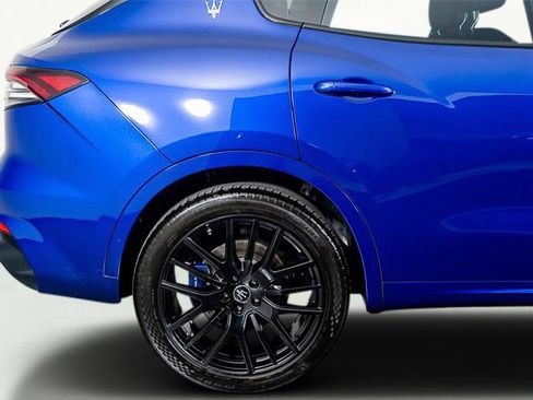 Used 2022 Maserati Levante GT image 8