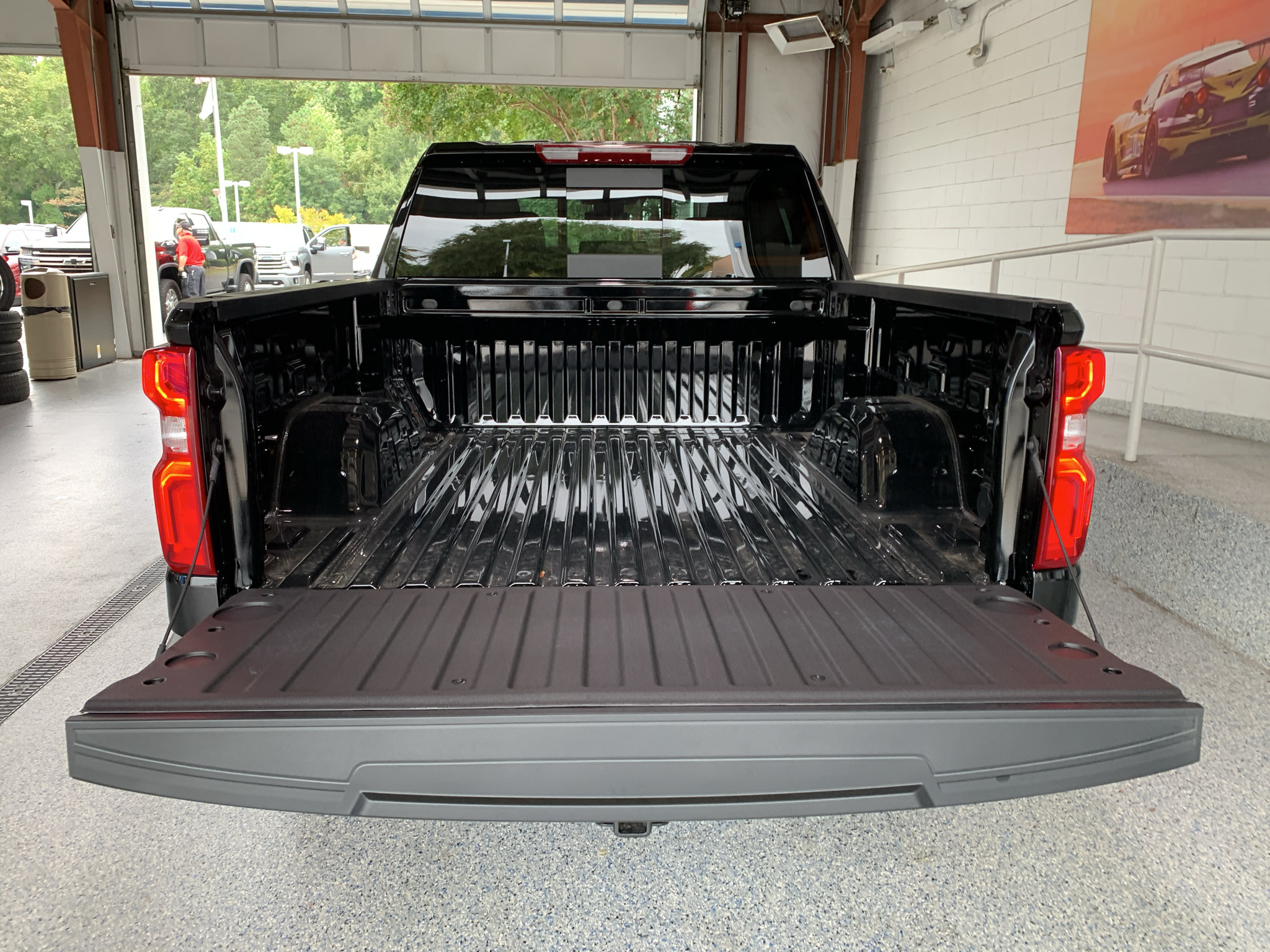 New 2026 Chevrolet Silverado 1500 RST w/ Safety Package AWD/4WD image 10