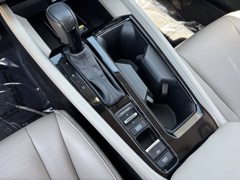 Used 2025 Honda Accord EX-L image 24