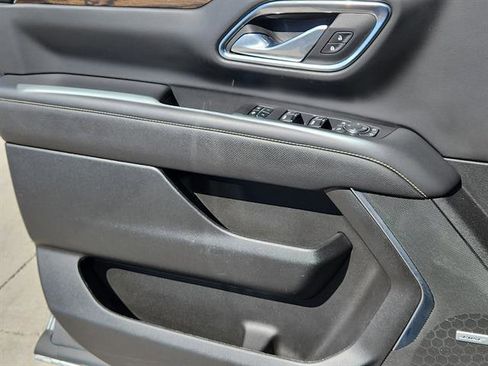 Used 2023 Chevrolet Tahoe Premier image 7