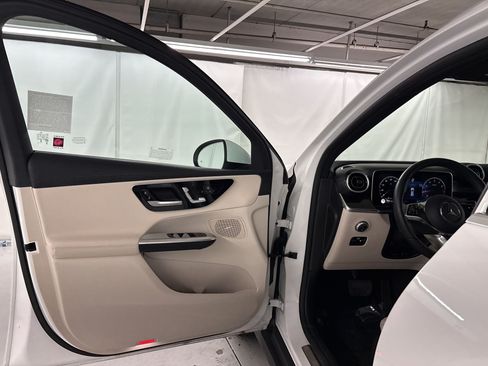 Certified 2024 Mercedes-Benz GLC 300 image 14