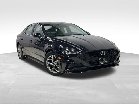 Used 2023 Hyundai Sonata SEL image 1