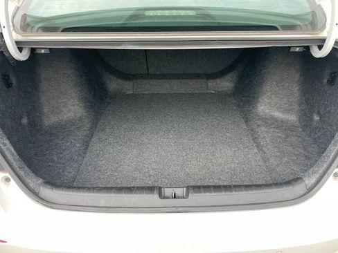 Used 2022 Honda Accord EX-L image 32