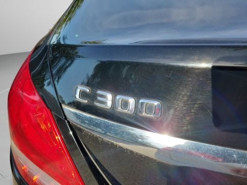 Used 2015 Mercedes-Benz C 300 4MATIC Sedan image 22