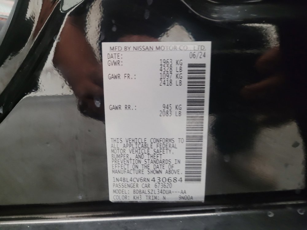 Used 2024 Nissan Altima 2.5 SR FWD image 33