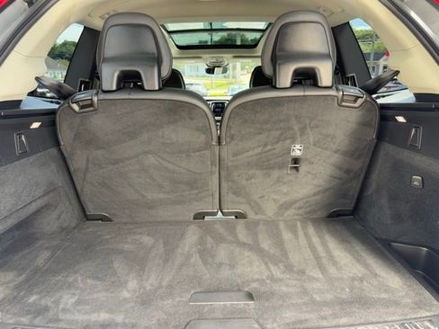 Used 2023 Volvo XC90 T8 Ultimate w/ Protection Package Premier image 15