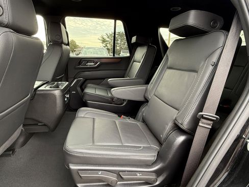 Certified 2025 GMC Yukon Denali image 22