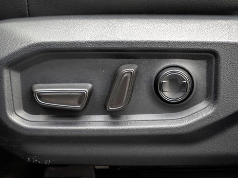 New 2026 Toyota Tundra Limited AWD/4WD image 17