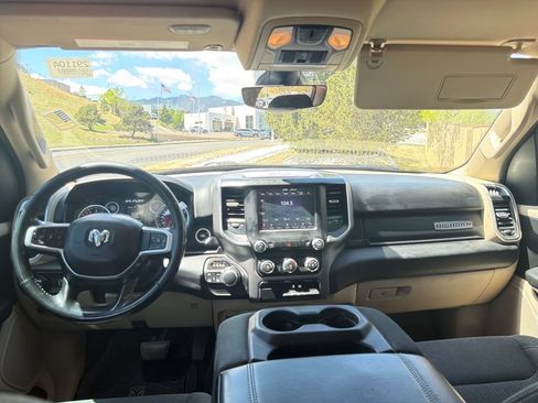 Used 2020 RAM 1500 Big Horn AWD/4WD image 20