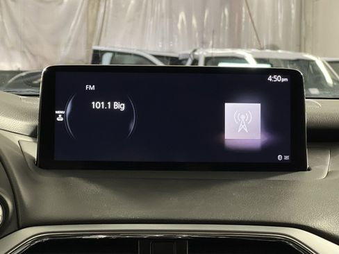 Used 2023 MAZDA CX-9 Touring image 18