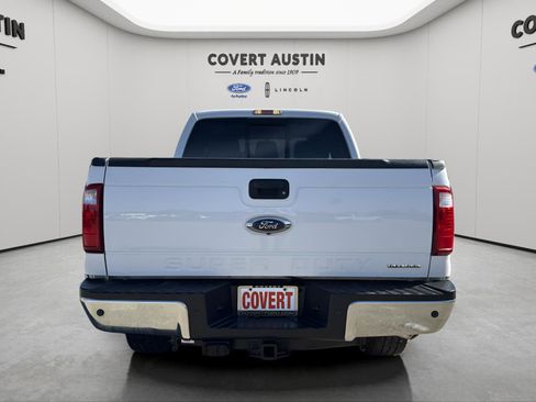 Used 2015 Ford F250 XLT w/ XLT Premium Package image 4