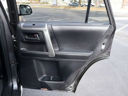 Used 2012 Toyota 4Runner Limited image 25