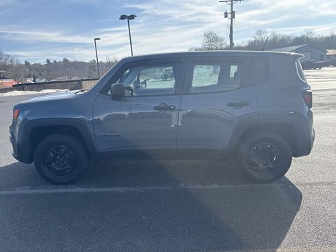 Used 2018 Jeep Renegade Sport w/ Power & Air Group image 7