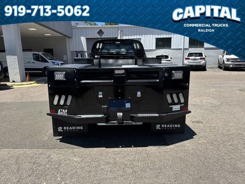 New 2025 Ford F550 2WD Crew Cab Super Duty w/ Snow Plow Prep Package image 7
