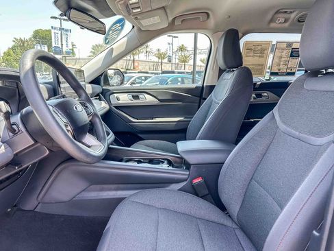 Used 2026 Ford Explorer Active RWD image 22