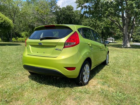 Used 2011 Ford Fiesta SE w/ 202A Rapid Spec Order Code FWD image 17
