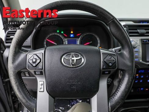 Used 2015 Toyota 4Runner Limited image 10