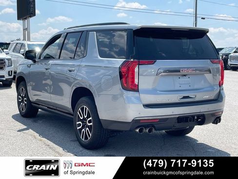 Used 2024 GMC Yukon AT4 w/ Technology Package AWD/4WD image 5