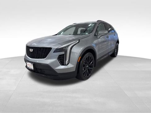 Used 2023 Cadillac XT4 Sport w/ Cold Weather Package image 8