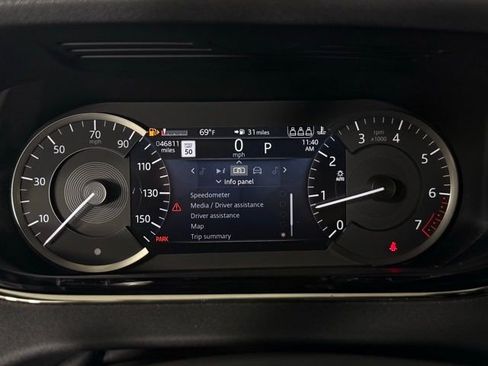 Certified 2023 Land Rover Range Rover Evoque R-Dynamic SE image 24