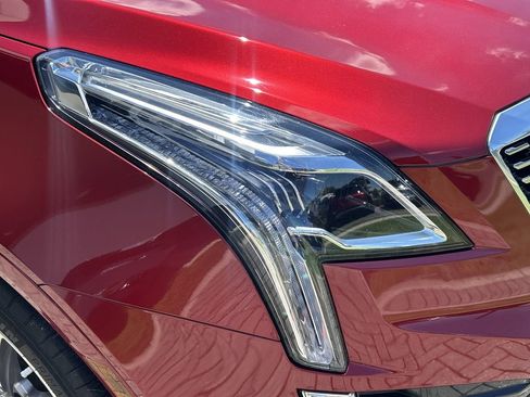 Certified 2024 Cadillac XT5 Premium Luxury w/ Technology Package image 7