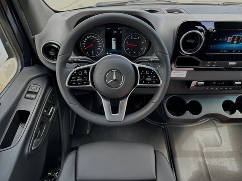 Used 2024 Mercedes-Benz Sprinter 144 Cargo image 14