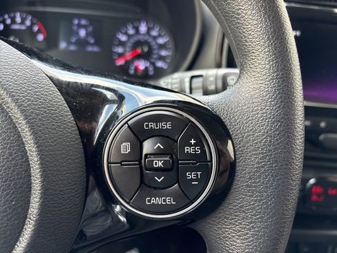 Certified 2022 Kia Soul S FWD image 15