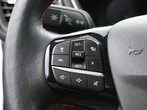 Used 2021 Ford Escape SEL w/ SEL Stealth AWD Package image 18