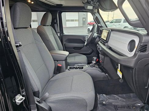 New 2026 Jeep Gladiator Willys image 14