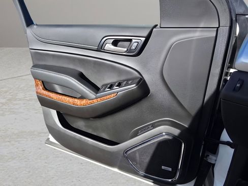 Used 2020 Chevrolet Tahoe Premier image 18