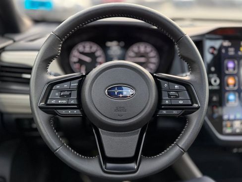 Used 2025 Subaru Forester Premium image 7