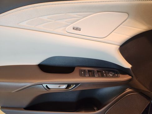 New 2026 Lexus RX 450h AWD image 12