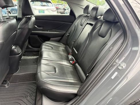 Used 2024 Hyundai Elantra Limited FWD image 14