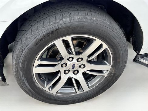 Used 2023 Ford Expedition Max Limited image 36